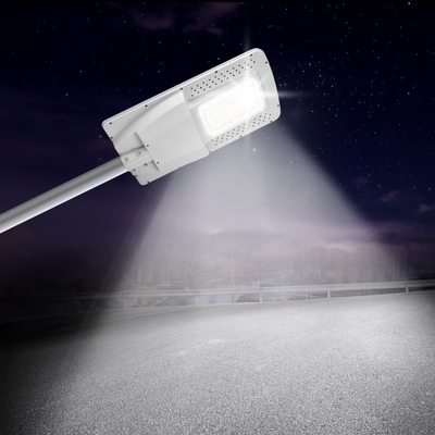 30W al aire libre integró altura llevada solar de la instalación de la luz de calle 8-10 M