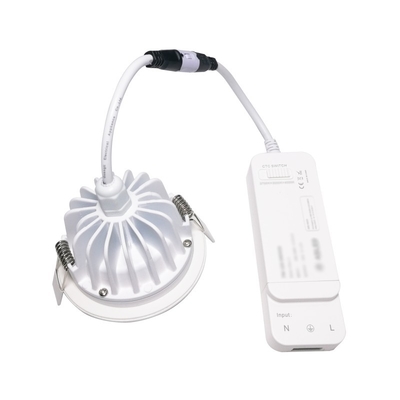 La superficie de IP65 Smart LED Downlights montó el control 9W del teléfono de Wifi Tuya 5 años de garantía