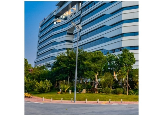 Luz de calle accionada solar ahorro de energía del LED IP65 de vivienda de aluminio 30W 3900-4500LM